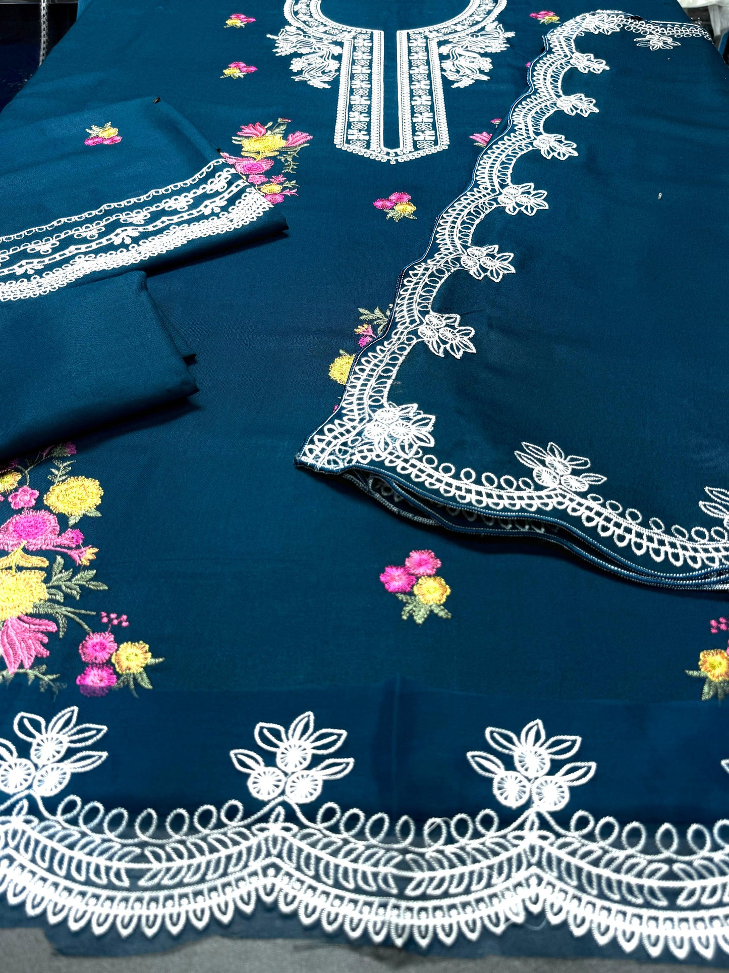 CRIMSON 3-Piece Dhank Suit – Winter Embroidered Dress