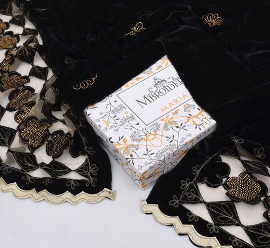 Maria B Fancy Wedding Velvet Shawl | Luxury Embellished Cutwork Stone Design